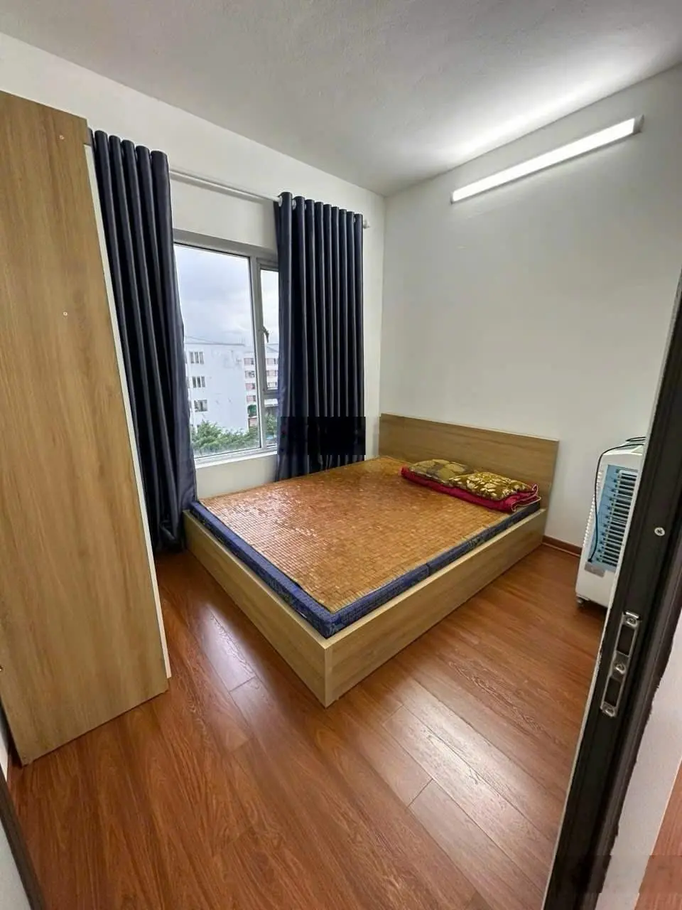 Bán gấp căn chung cư Đặng Xá 48m2 full đồ giá 1.79 tỷ