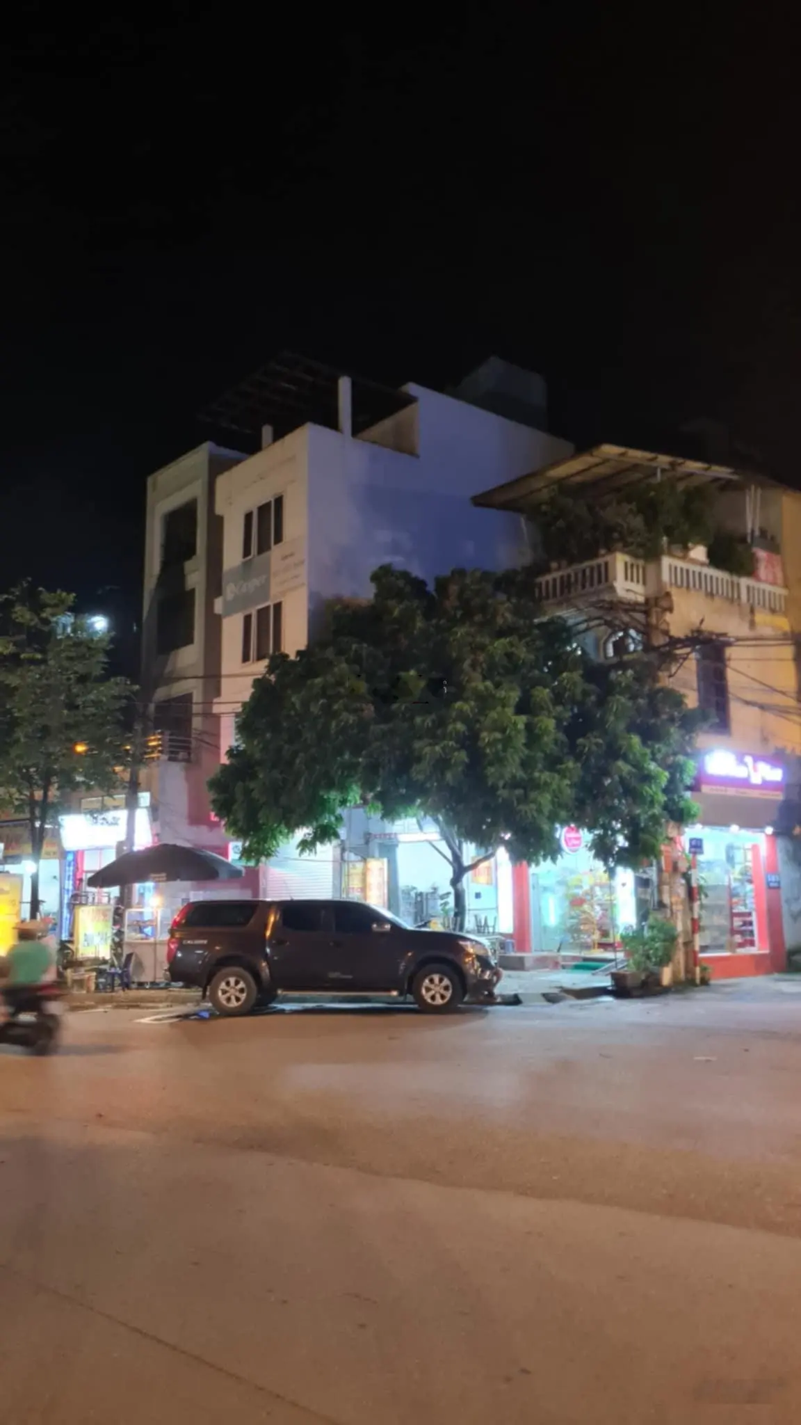 Đất lô góc Ngô Thì Nhậm Hà Đông. Dt 113m2, mt 16m, vỉa hè kinh doanh đỉnh, một mặt hồ, 1 mặt ngõ