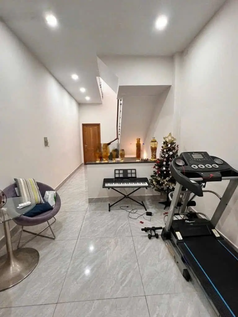 Bán nhà mặt phố Đường 10, 9,6 tỷ, 145m2, Q. Thủ Đức, TP. HCM chỉ với view đẹp