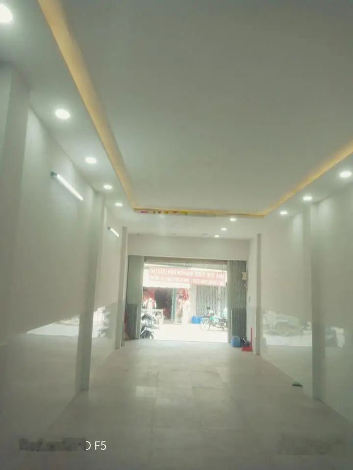 Bán nhà mặt tiền đường Số 8, Lê Văn Quới. DT ngang 4x18m đúc trệt lầu, giá 5,9tỷ TL