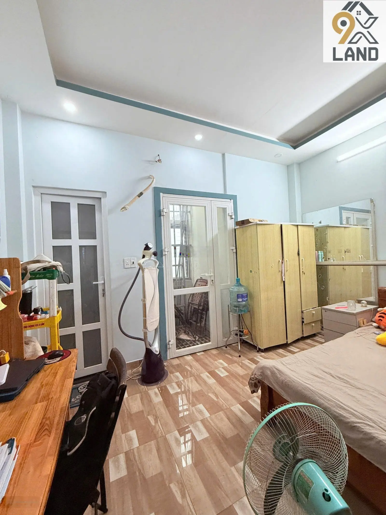 Bán gấp nhà 3 tầng - xây kiên cố - gần hoàng diệu 2 - đường 7m - khu dân cư an ninh - sổ hồng riêng