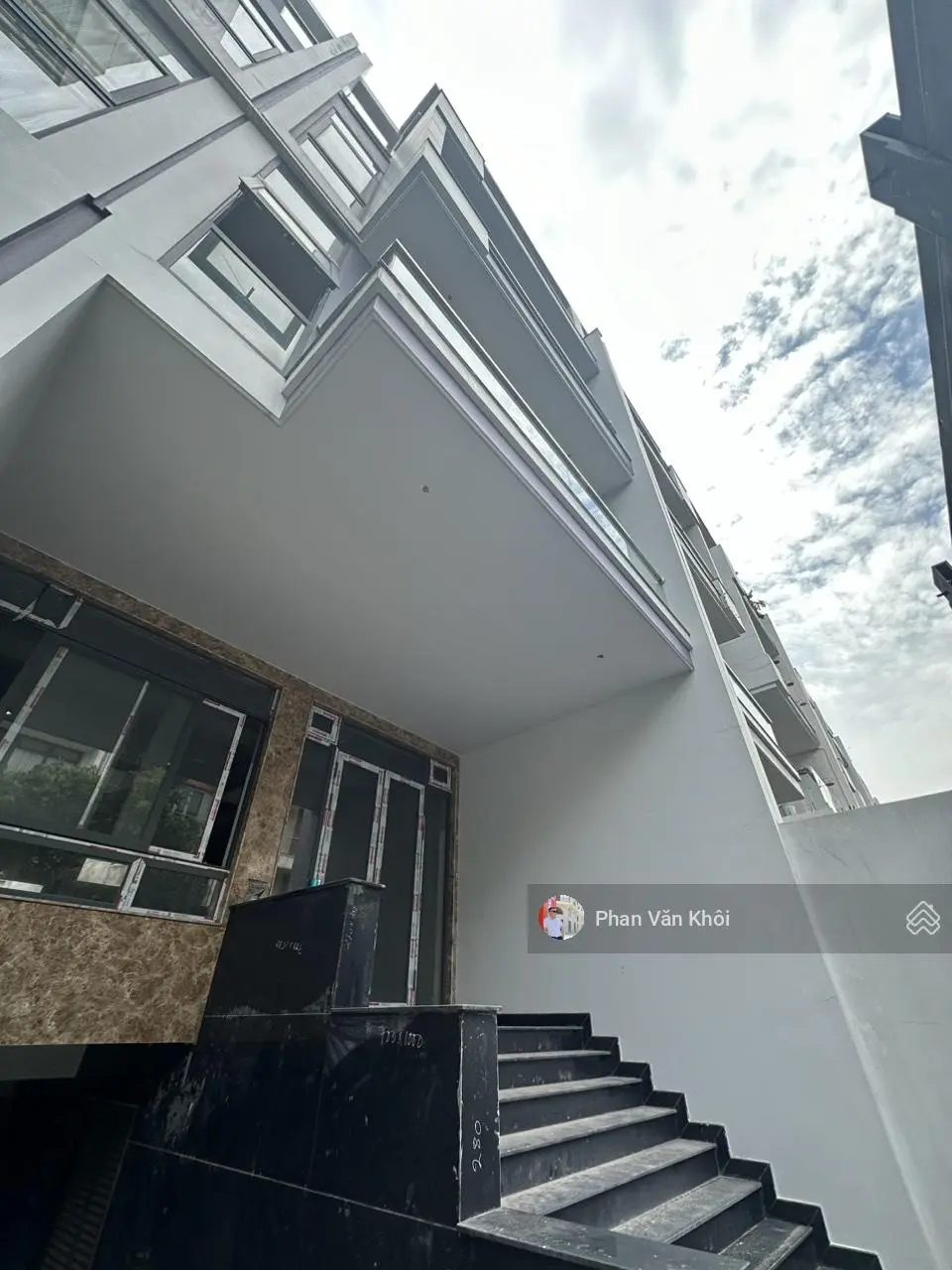 Nhà thô duy nhất KĐT Vạn Phúc Cần Bán Gấp, DT: 6x17m, Nhà 1 Hầm 5 Lầu - Sổ Hồng Có Ô Thang Máy