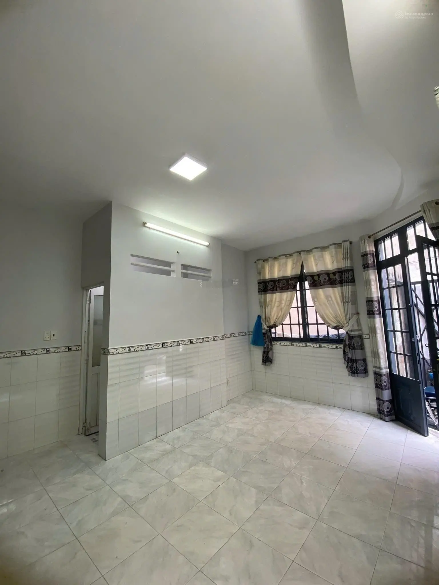 Bán 2 căn liền kề tổng 56m2 đất | dân cư hiện hữu sổ hồng riêng| vị trí kinh doanh Dương Bá Trạc