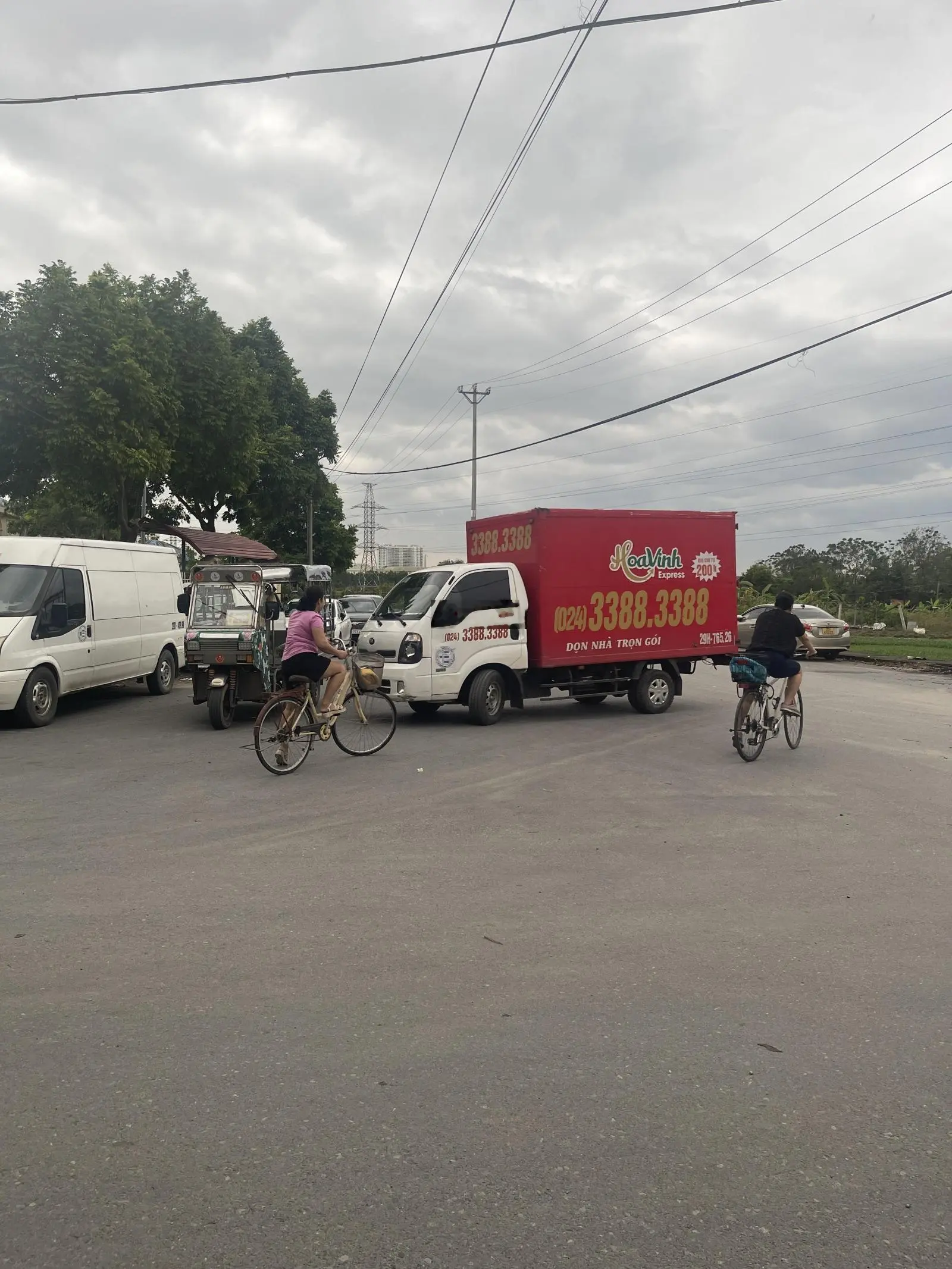 Bán đất khu vực ngũ hiệp: diện tích 75m mặt tiền 6,5