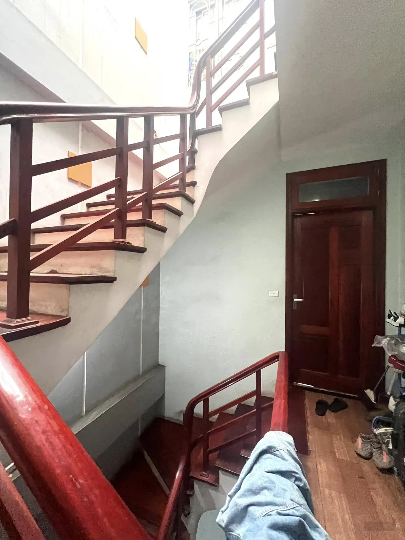 Bán nhà riêng măt ngõ,ô tô kinh doanh tại Hoàng Văn Thái, 18 tỷ, 69m2, 9PN, 6WC, giá ưu đãi ,sổ đẹp