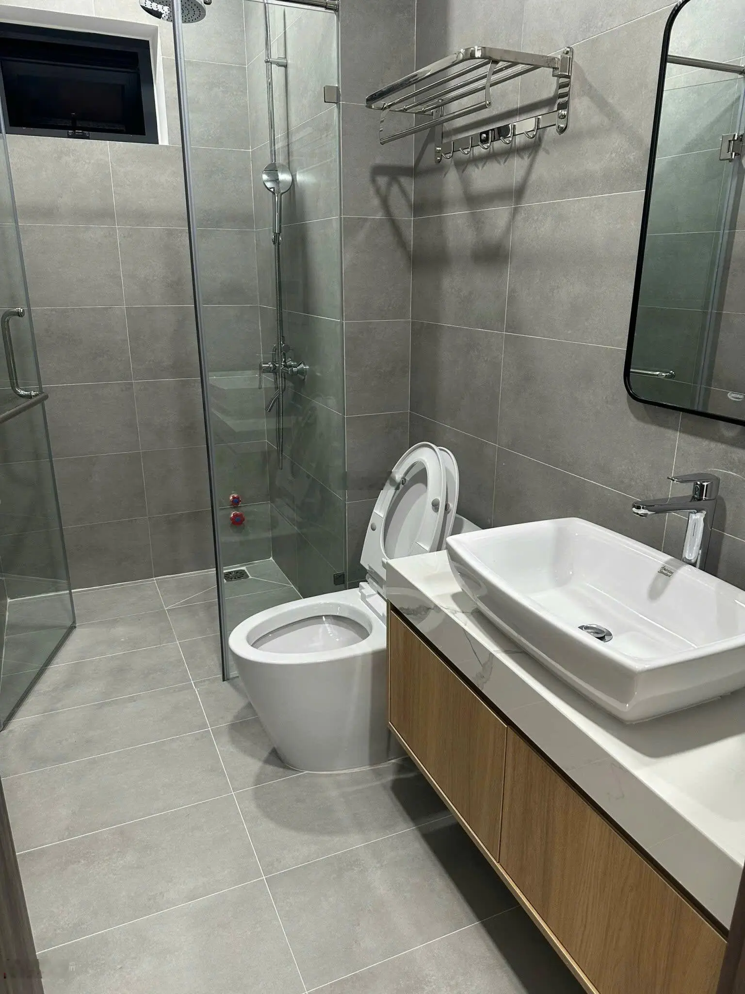 Bán nhà đẹp mới xây full nội thất, vị trí đẹp gần công viên , KĐT Hà Quang 2, đường 3A, - Nha Trang