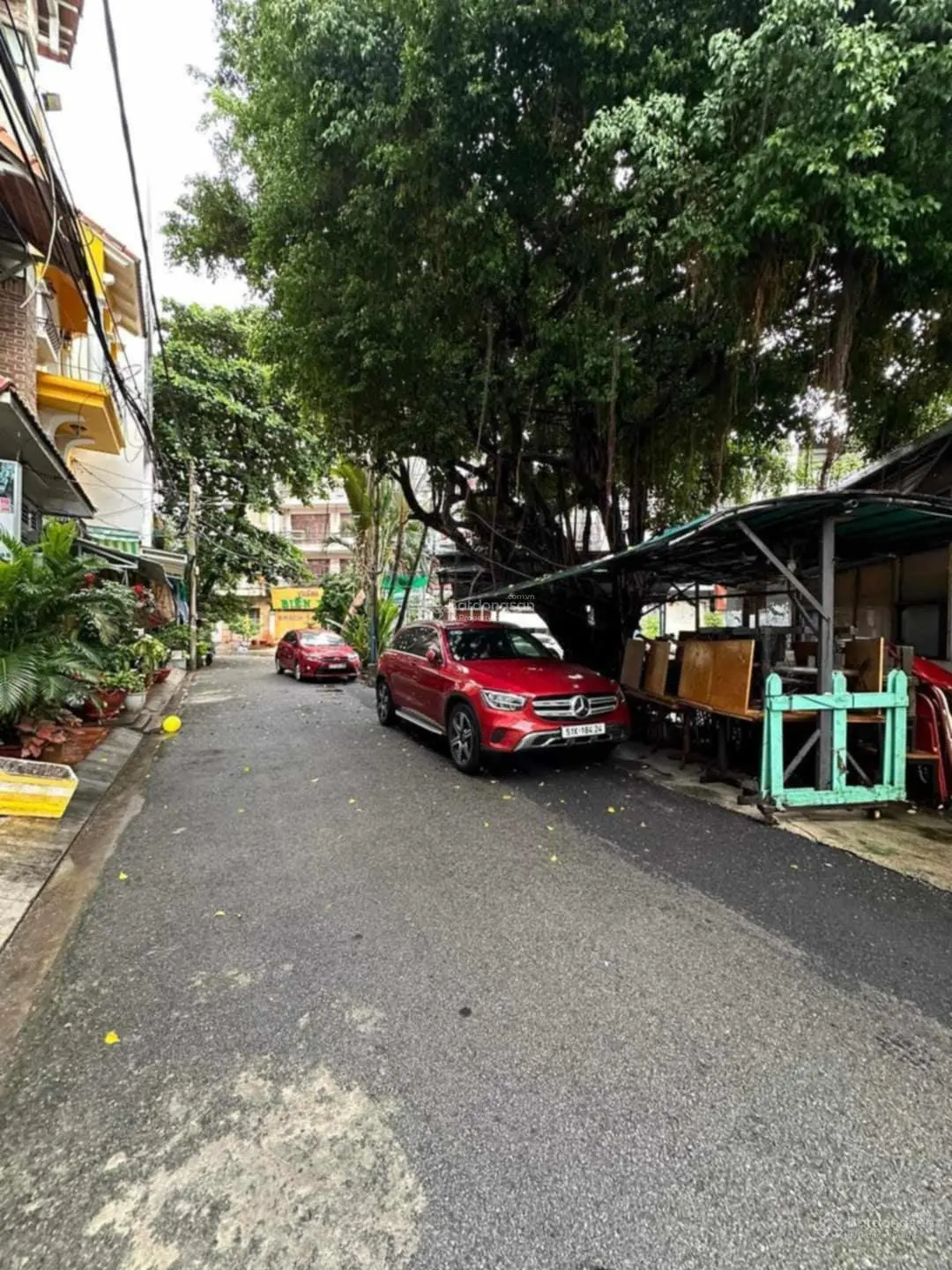Nhà bán hẻm xe hơi ngủ trong nhà , thông, 4 tầng 4m x 15m(60m2) Tân bình, giá 12ty