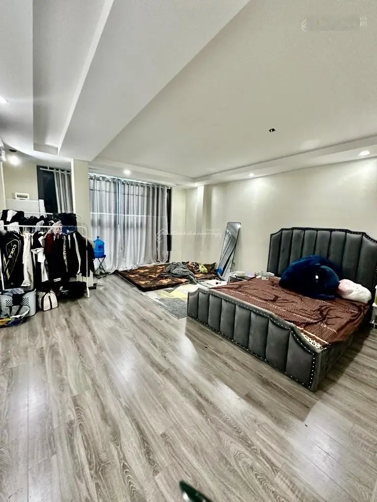 Bán Nhà Mặt Phố Cổ Linh chỉ 12 tỷ Có Nhà 6 tầng-Mt 5m-THANG MÁY-KINH DOANH BẤT CHẤP -CỰC HIẾM