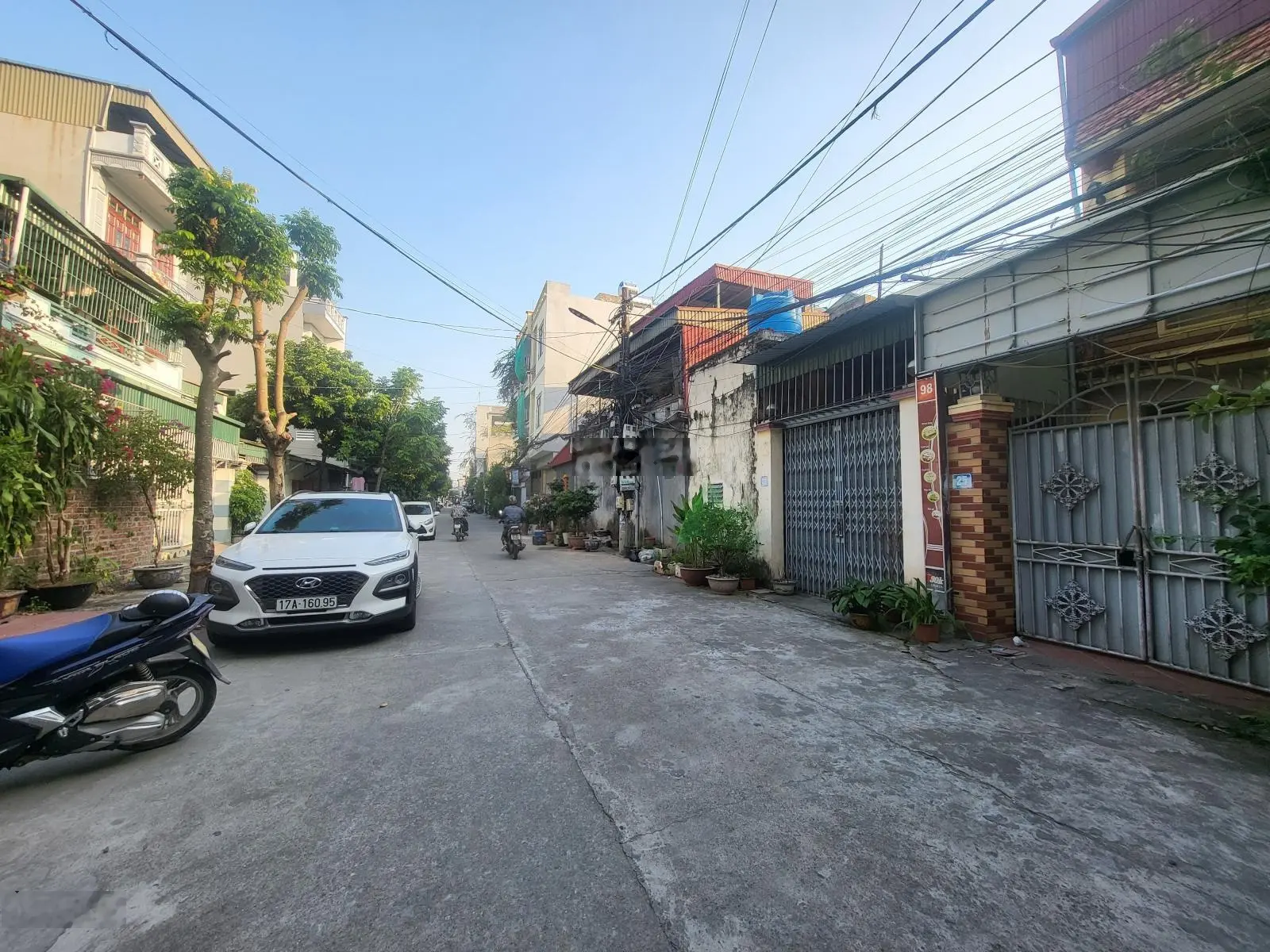 Bán đất tổ 7 phường Trần Hưng Đạo tặng nhà 2 tầng vẫn sử dụng tốt
