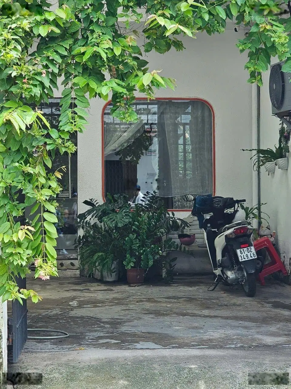 Bán đất tặng nhà đang cho thuê, gần trường học cấp 1,2,3 Dĩ An