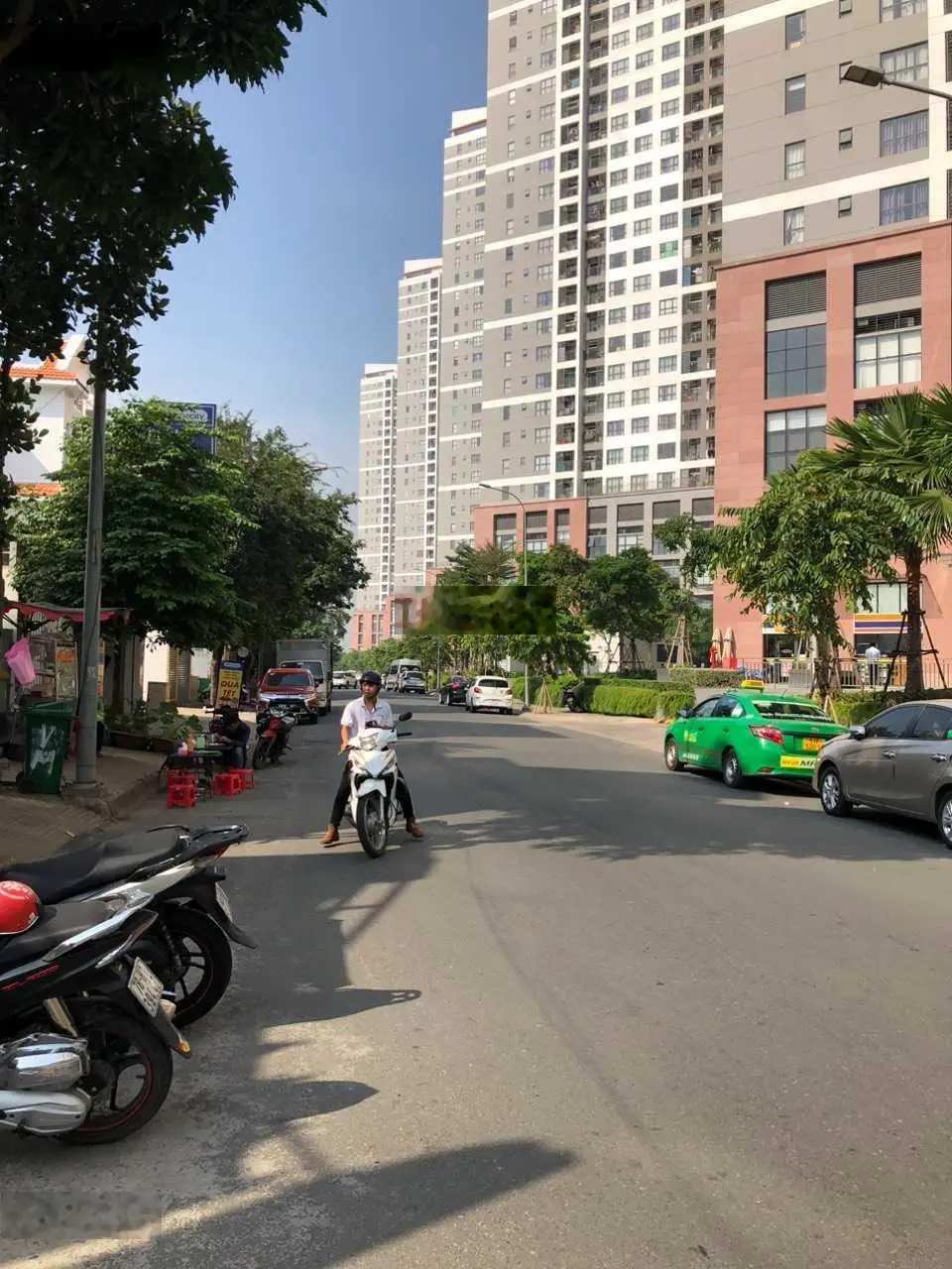 Bán căn góc 2 mặt tiền đối diện căn hộ The Sun Avenue tiện kinh doanh nhiều ngành nghề
