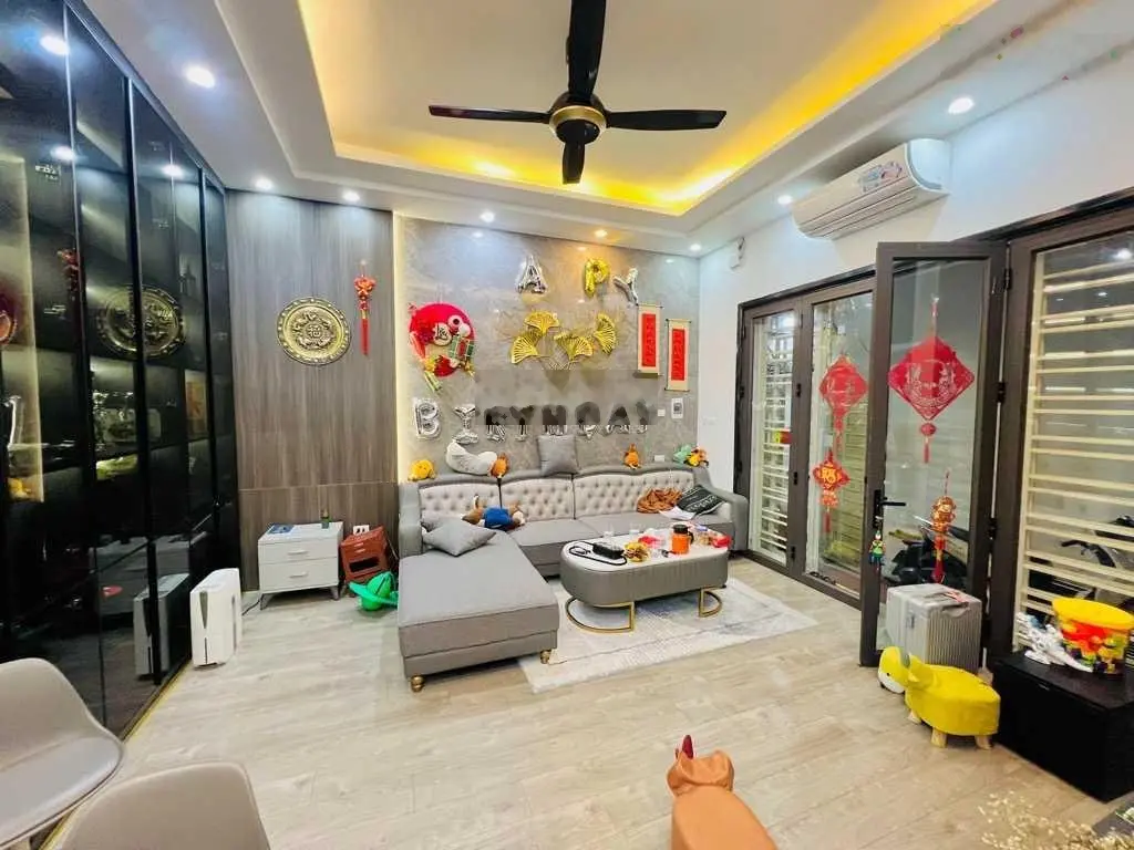 Chính chủ gửi bán, hàng tuyển, TT Ba Đình, nhà đẹp, full nội thất, DT 40m2, 4tầng, 6.5tỷ