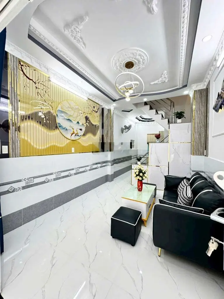 Bán nhà Mới, Full đồ, 3,3x9m, 2Lầu, 4 Phòng Ngủ, Gần chợ phú xuân.