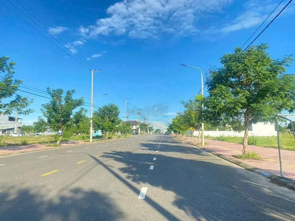 Bán lô đất Điện Bàn 150m2 mặt tiền đường 10,5m, cách phố cổ chỉ 5 phút