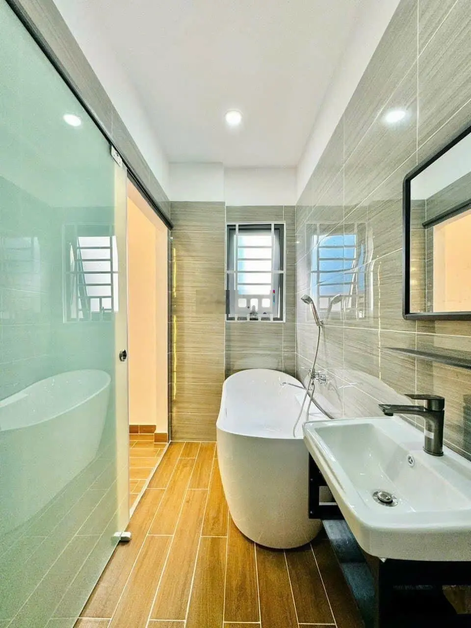 Thanh lý nhanh căn nhà MTĐ Nguyễn Văn Tiết, P Hiệp Thành, TP Thủ Dầu Một chỉ 1 tỷ 100 triệu