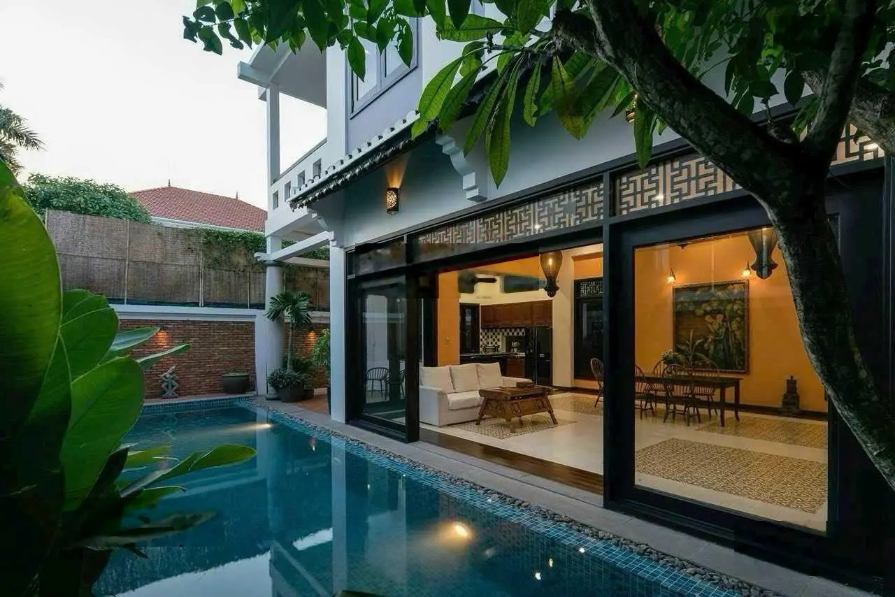 Biệt thự đẹp - Thảo Điền - 500m2 - 3 tầng - chỉ 93 tỷ TL