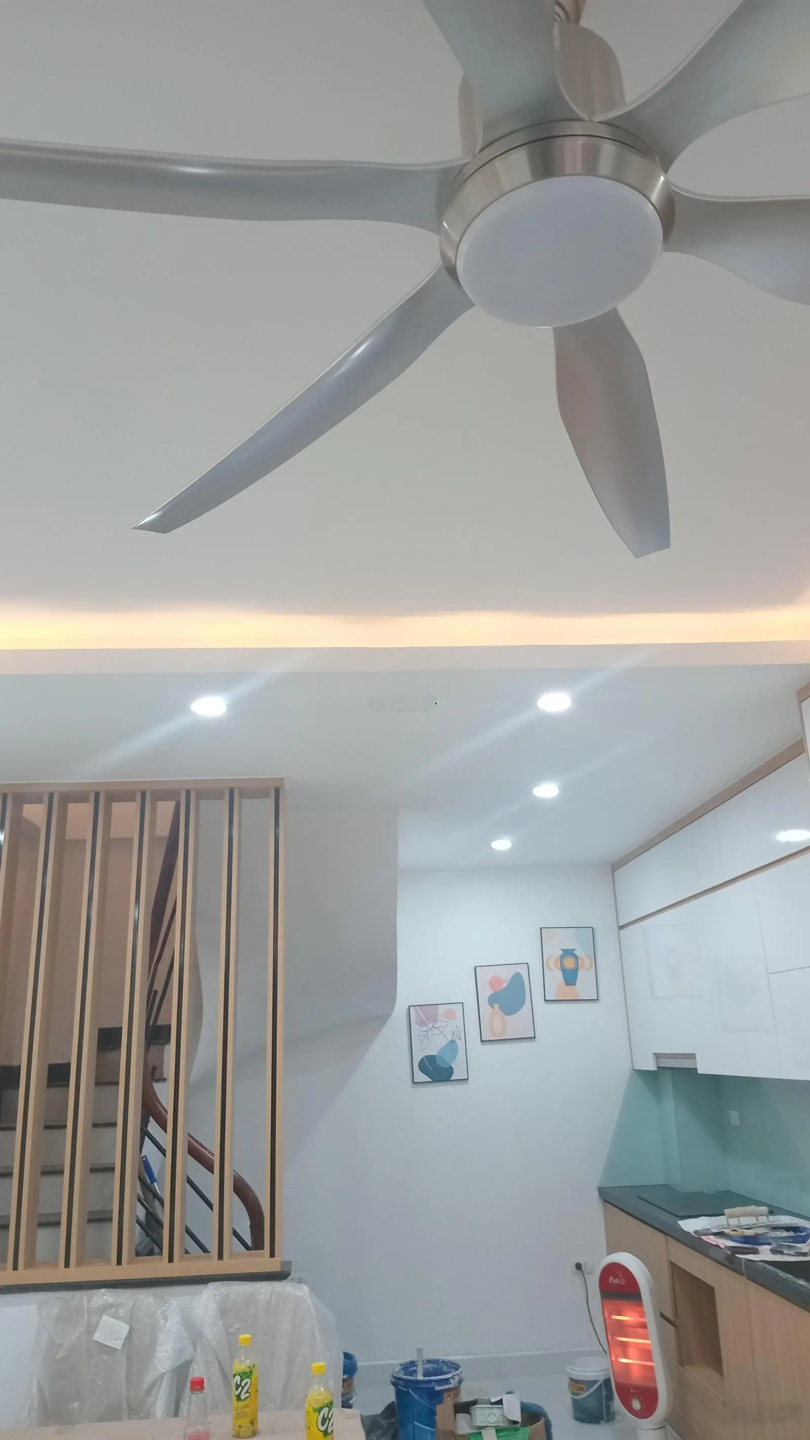 Bán nhà Phố Bồ Đề, nhà đẹp, ô tô, cạnh hồ, anh ninh tốt 35m x 5 tầng, giá chào 10,1 tỷ