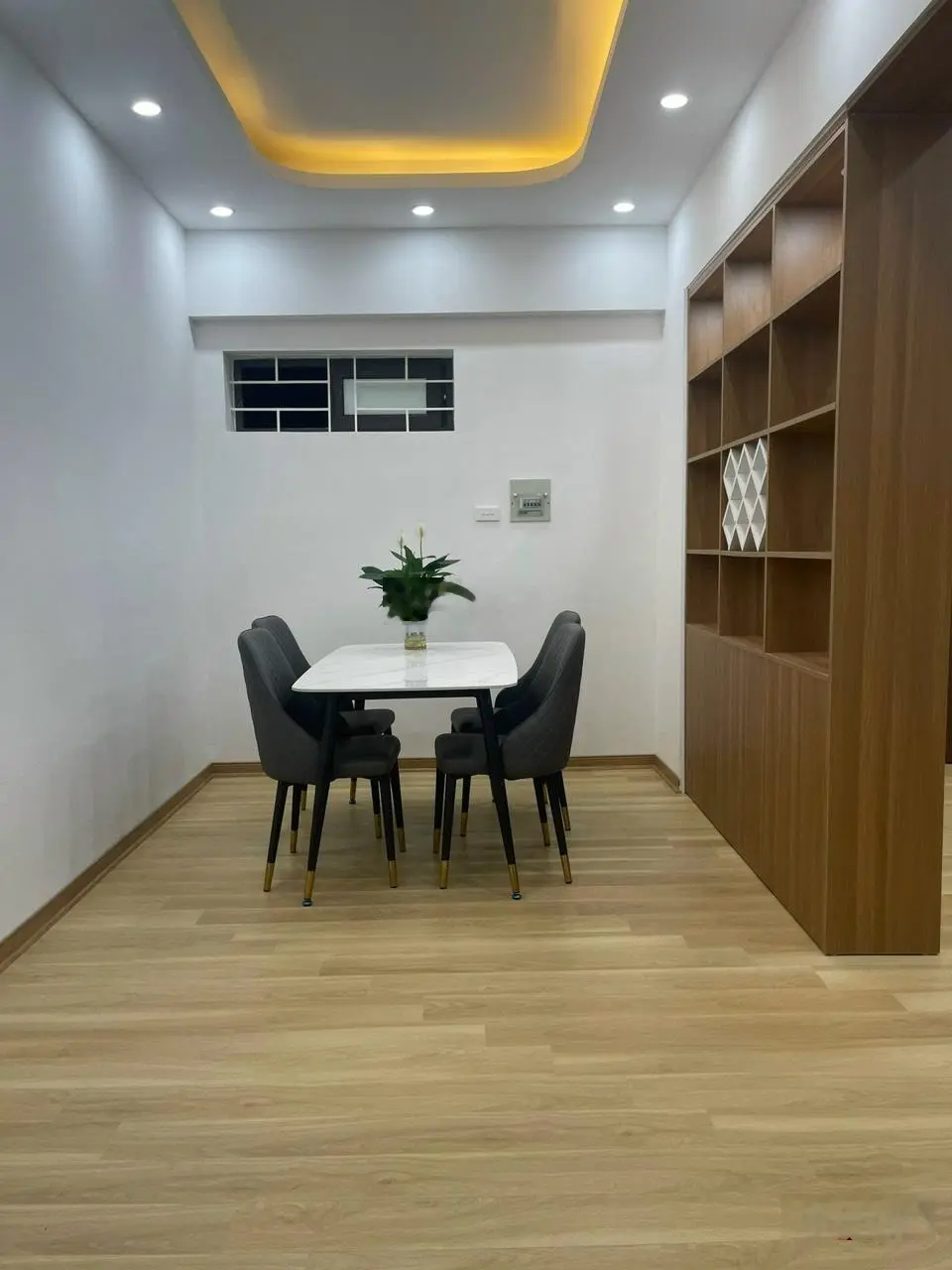 Em bán căn hộ tại HH Linh Đàm, tầng 20 view thành phố.Diện tích: 66 m2