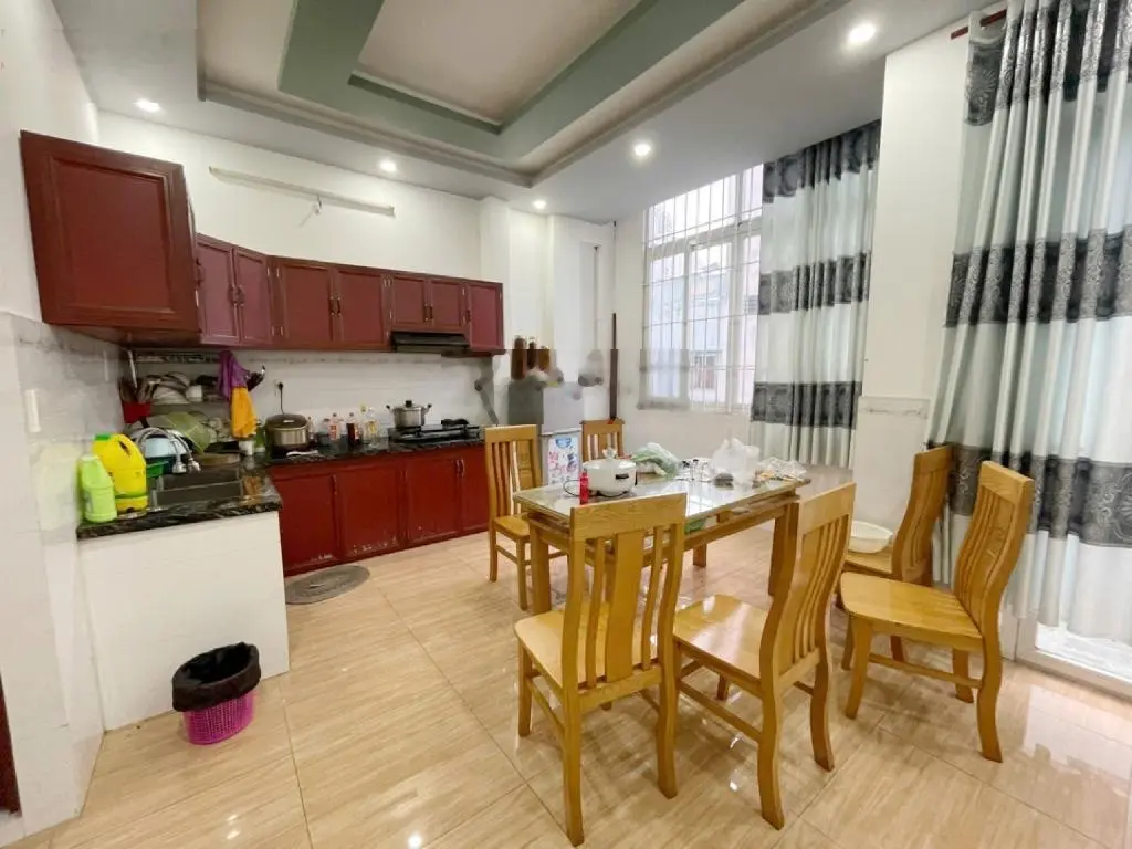 Bán nhà Quận 8-65m2-3 tầng-ngang 5-HXH-đường Đông Hồ gần chợ Phạm Thế Hiển-6,9 tỷ(TL)-pháp lý chuẩn