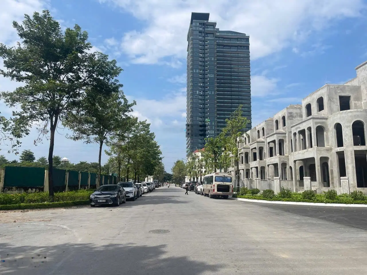 Bán biệt thự Hồ Tây 140m2, 150m2, 318m2 có hầm giá chỉ từ 15 tỷ