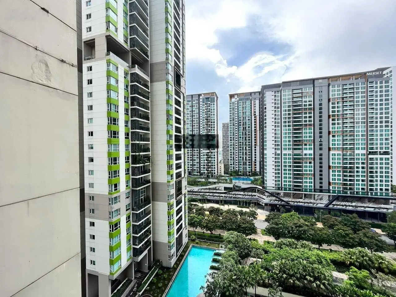 Cần bán gấp CH 1PN Vista Verde 54m2 - View hồ bơi toàn diện - full nội thất - chỉ 4.050tỷ - SH