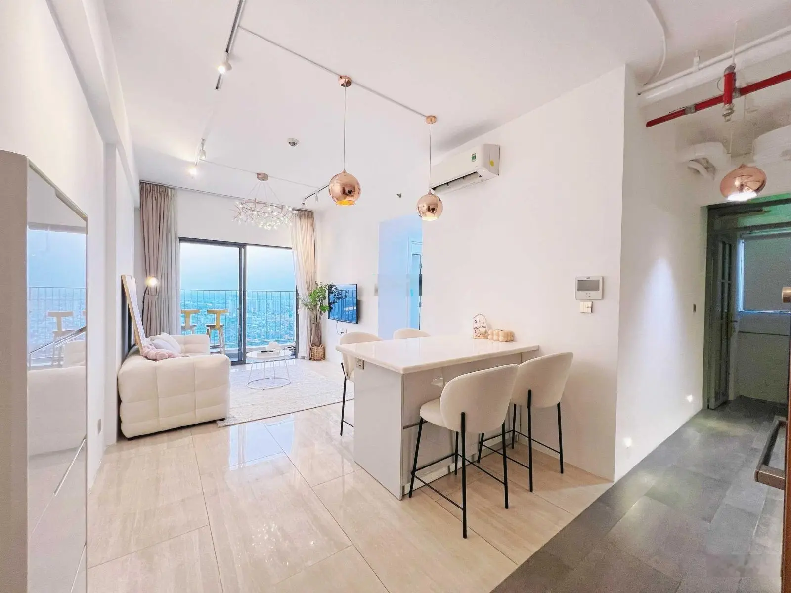 Bán căn hộ 2 phòng ngủ Masteri Thảo Điền - Tầng cao view đẹp nhất dự án - Sinh lời sẵn 21tr/tháng