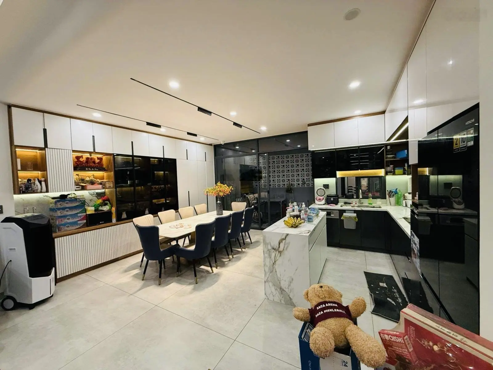 Gấp Bán Nhà Ngay GiGaMail Phạm Văn Đồng DT 140m2,Giá Siêu Tốt
