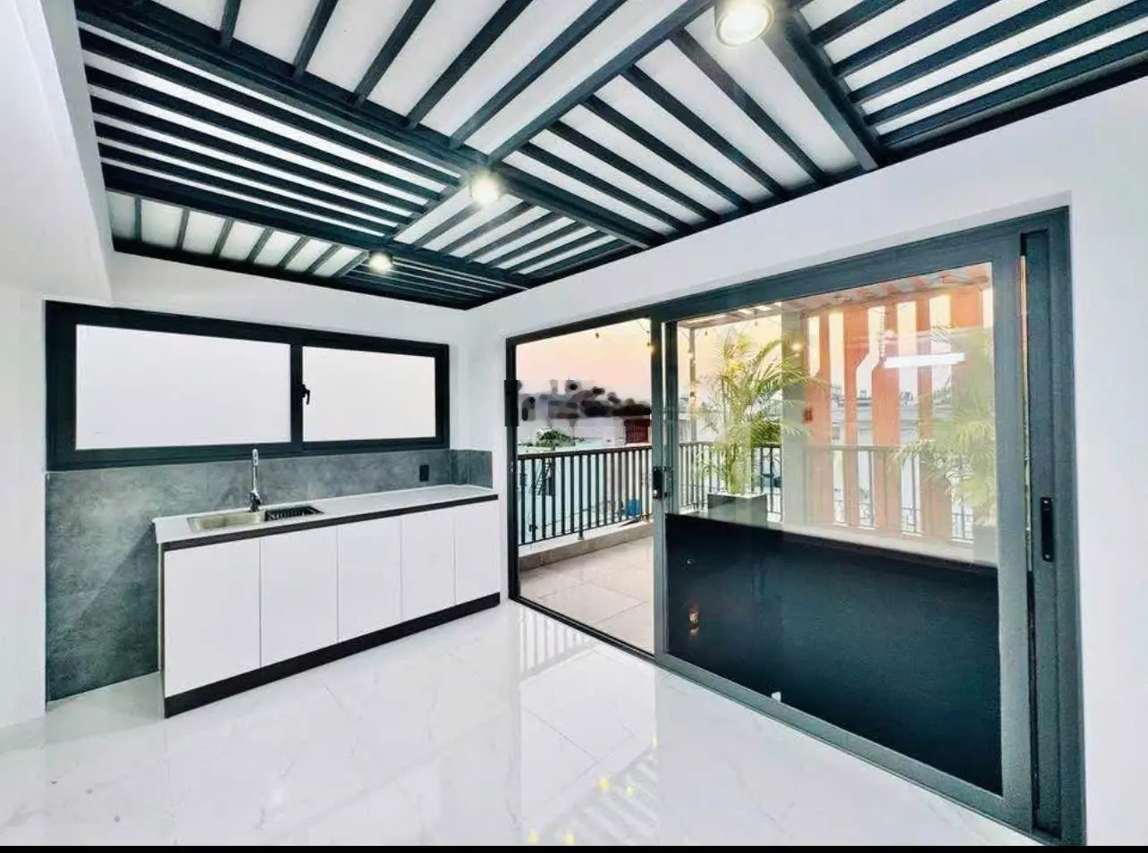 Cần bán nhà 1 trệt 1 lầu Thủ Dầu Một, Bình Dương