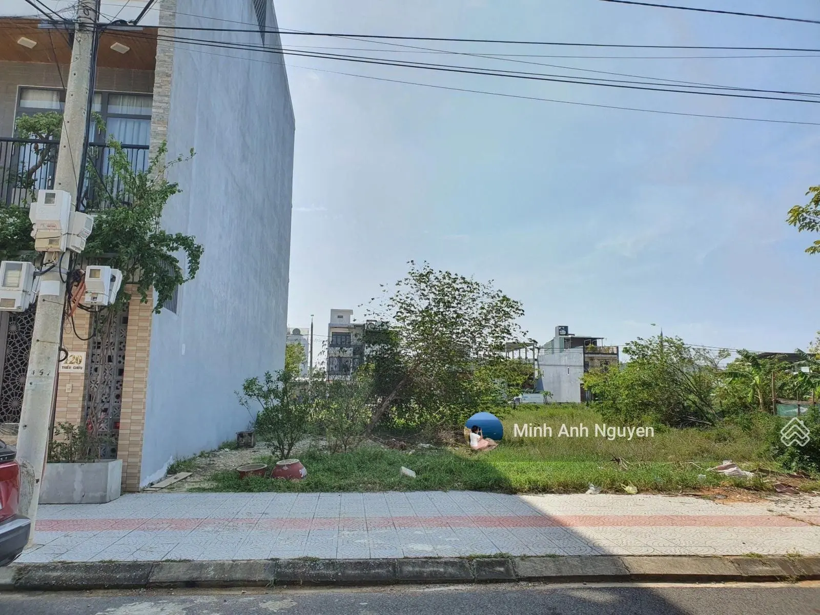 Ra nhanh đất Đ. Võ Văn Kiệt, Phường 1 gần Đại học Trà Vinh. 120m2 550trieu SHR full thổ cư