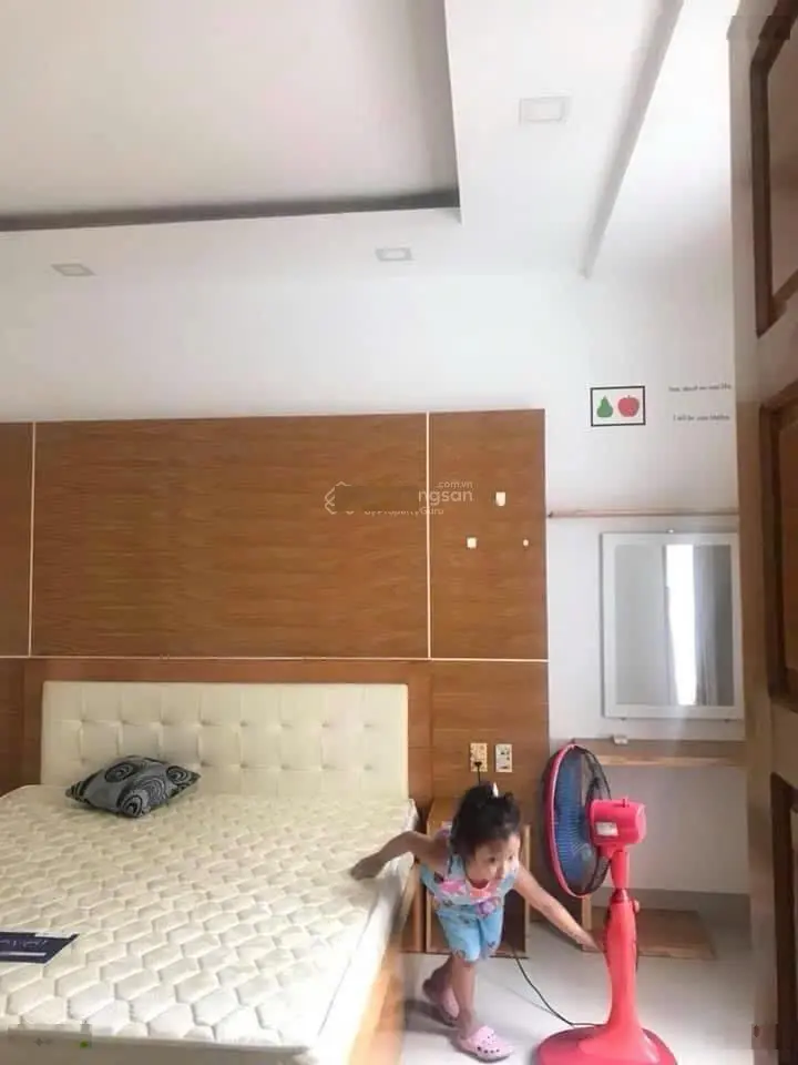 Bán nhà 1 trệt 3 lầu phan đình phùng dt83m ngang 7.8m cho thuê căn hộ giá 15 tỷ-0936726272
