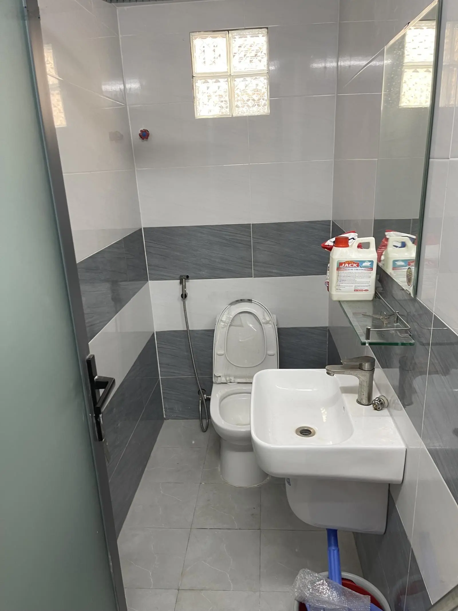 Bán nhà full nội thất 4,3x11m đường 5m bùi quang là p12 gò vấp