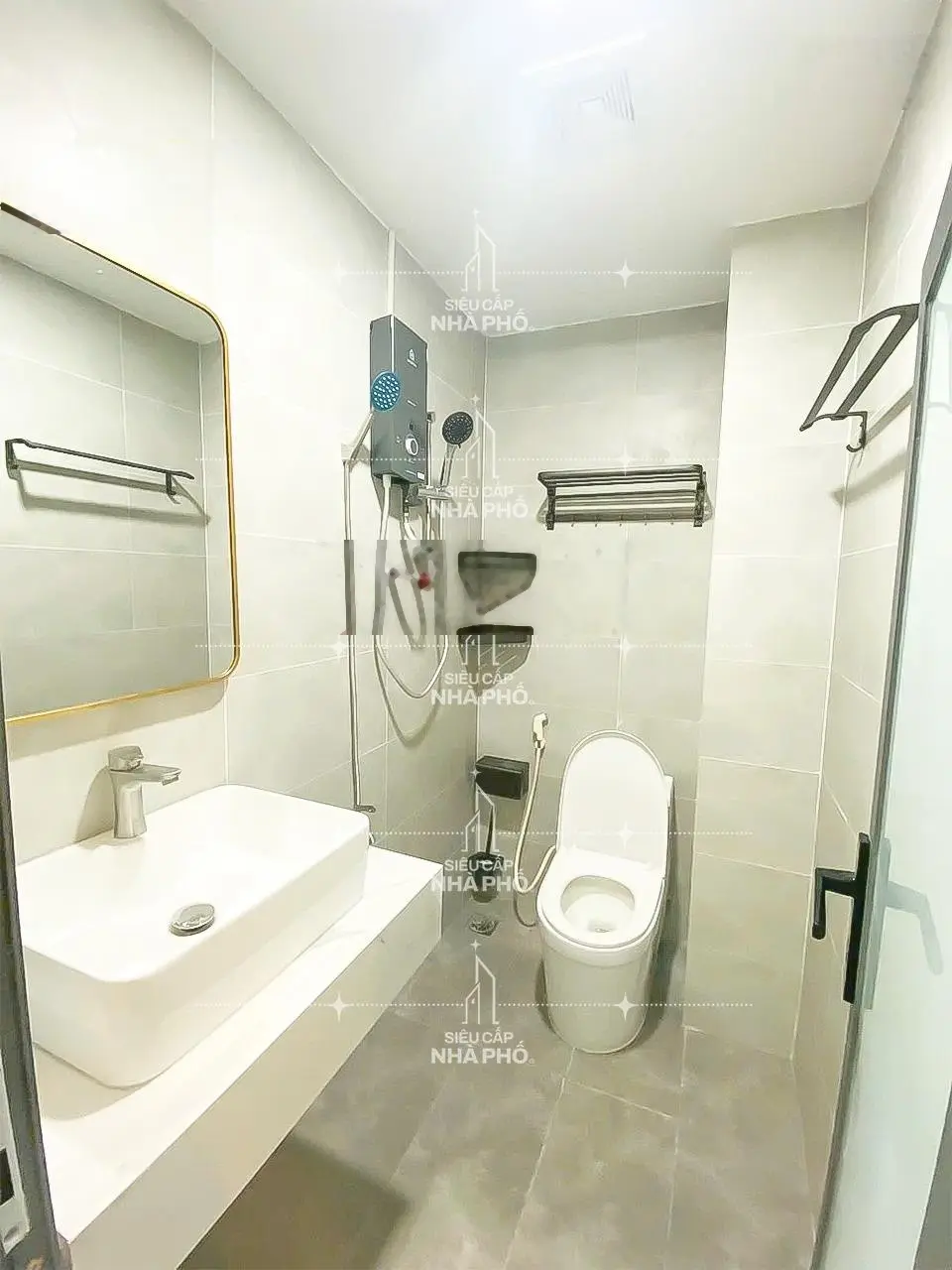 Quận 3 - nhà đẹp đón xuân - hẻm ô tô 5m đẹp - gần mặt tiền - 4 tầng - nhà nở hậu, pháp lý chuẩn