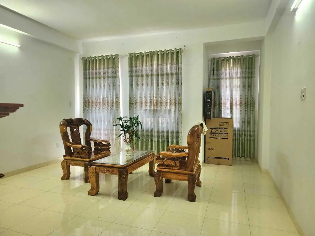 Nhà KĐT An Bình Tân Nha Trang có sổ hoàn công nhà 3 tầng, giá 5,5 tỷ thương lượng