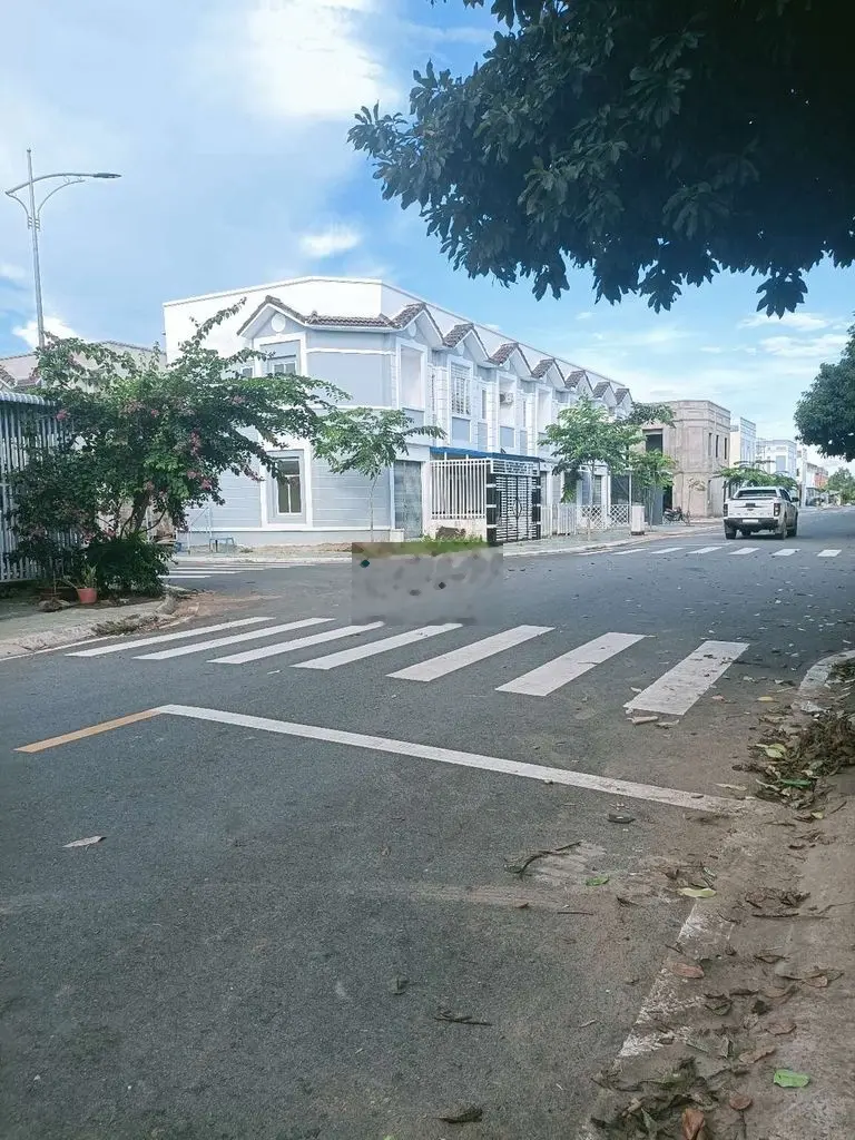 Nhà Mặt Tiền Lộ 12M, Trung Tâm Gần Chợ, Trường Học, An Ninh