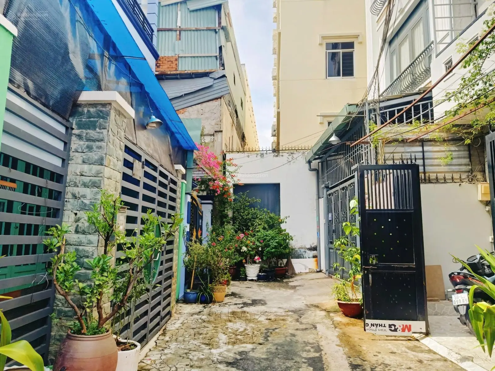 Nhà đẹp 4 tầng Nguyễn Thị Thập, sát hẻm xe hơi oto, ra gấp chỉ nhỉnh 8tỷ