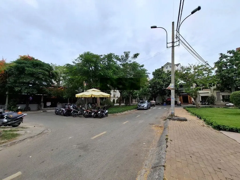 Bán nhà MT Bông Sao, Q8, 102mv, 3 tầng BTCT, view công viên, đường XH 8m, nở hậu tài lộc, chỉ 16 tỷ