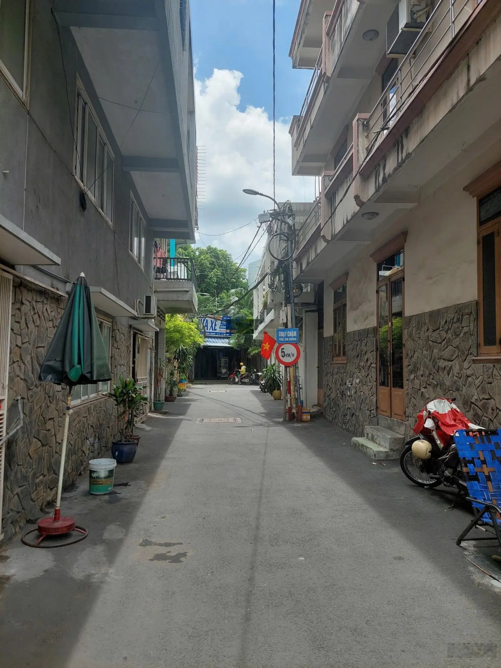 Nhà 2 lầu hẻm 1 trục Quang Trung, P10 - Gò Vấp. DT 4m x 18m - Ngay chợ Hạnh Thông Tây khu vip