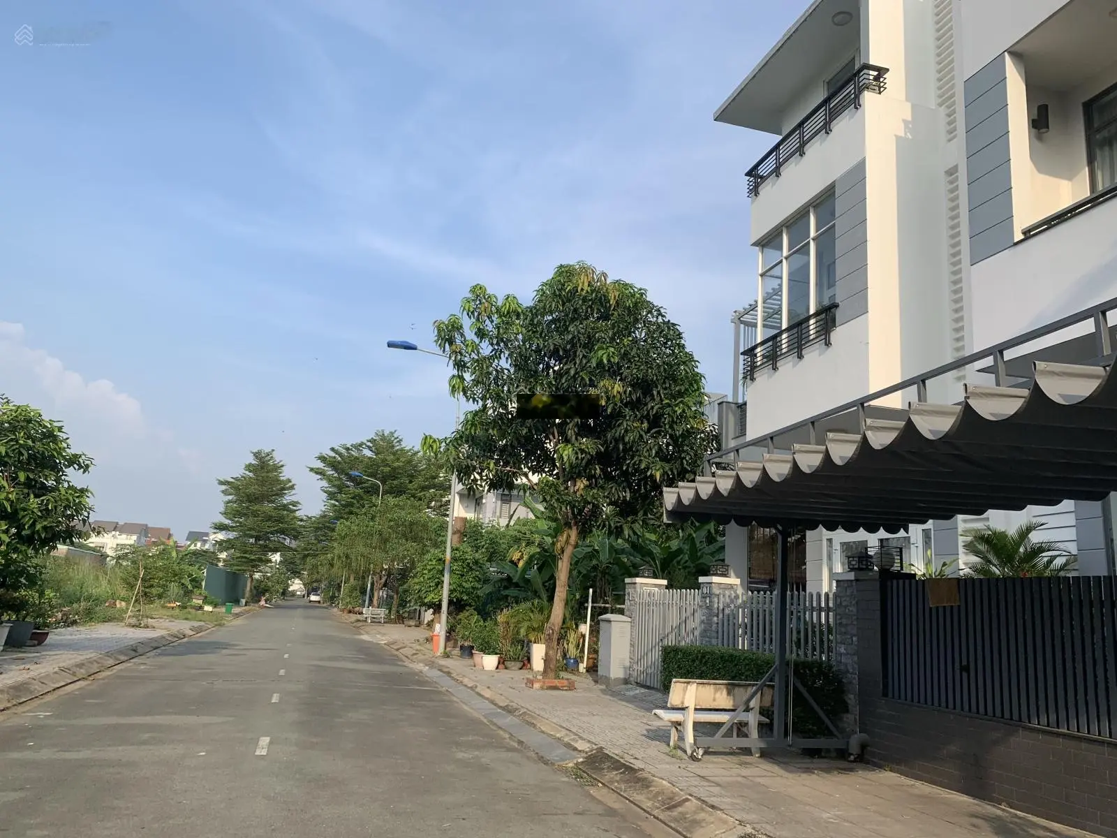 Giảm 1 tỷ bán lô đất 133m2 đường Phạm Trọng Cầu, giá chỉ 10.5 tỷ thuộc KDC Gia Hoà, Phước Long B, Q