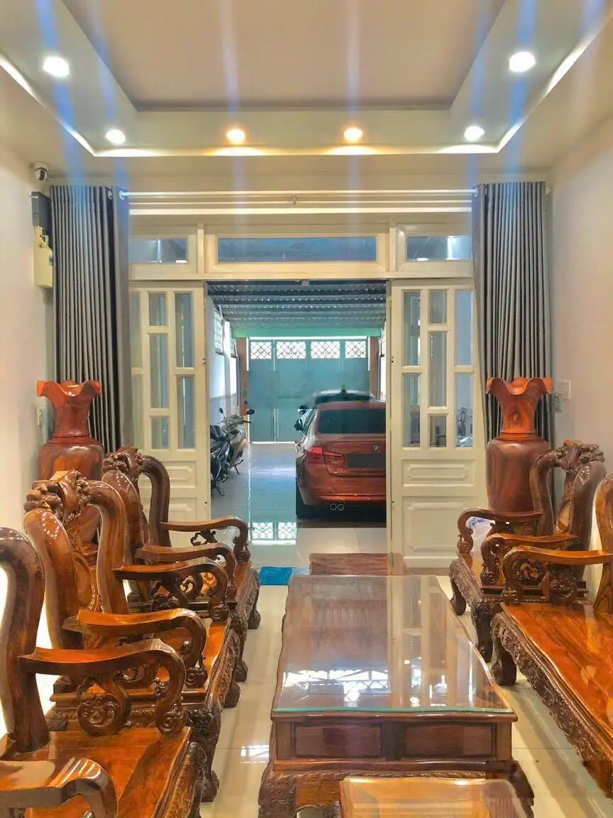 Mặt tiền Trương Văn Hải - 4 tầng lầu kiên cố