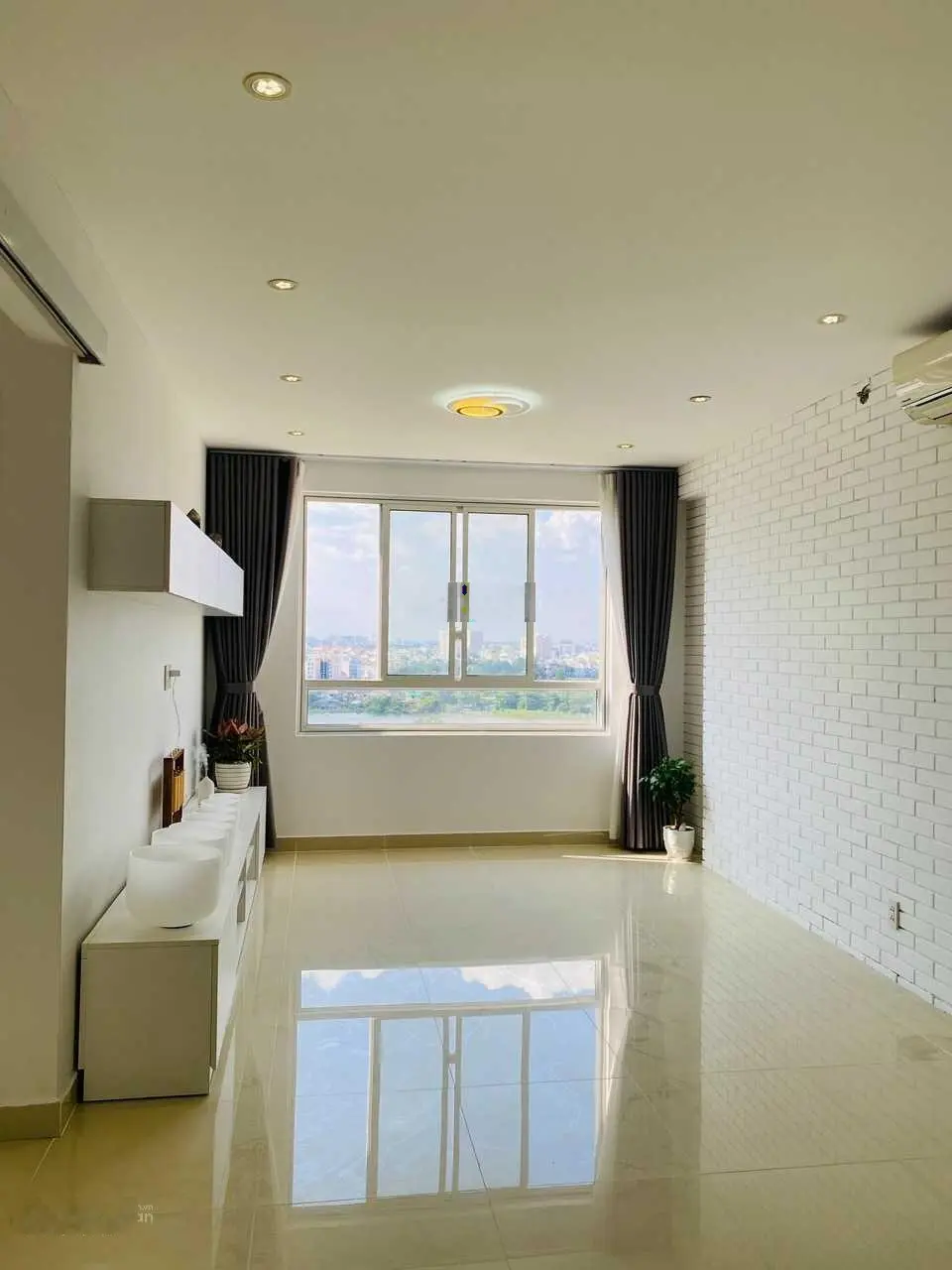 BÁN CĂN 2PN NGAY THẢO ĐIỀN NỘI THẤT ĐẸP GIÁ TỐT - DIỆN TÍCH LỚN 88M2