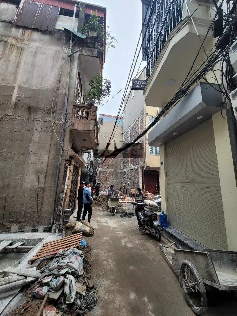 Bán nhà Ngọc Lâm, ngõ kinh doanh 4 tầng, giá chỉ 4.98 tỷ