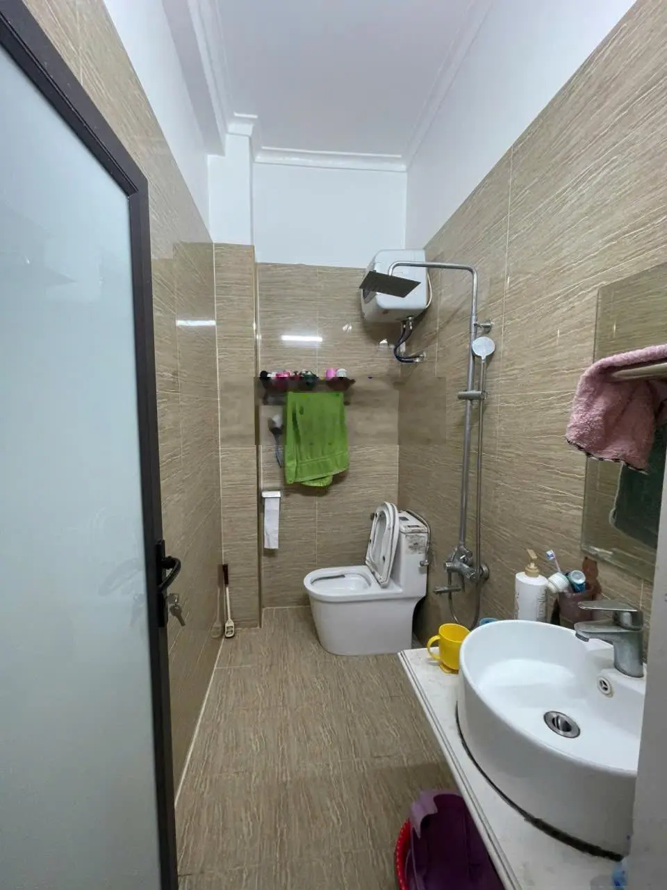 Bán nhà ngô quyền, đường văn cao, 48m2x3,5 tầng, giá chỉ 4,6 tỷ
