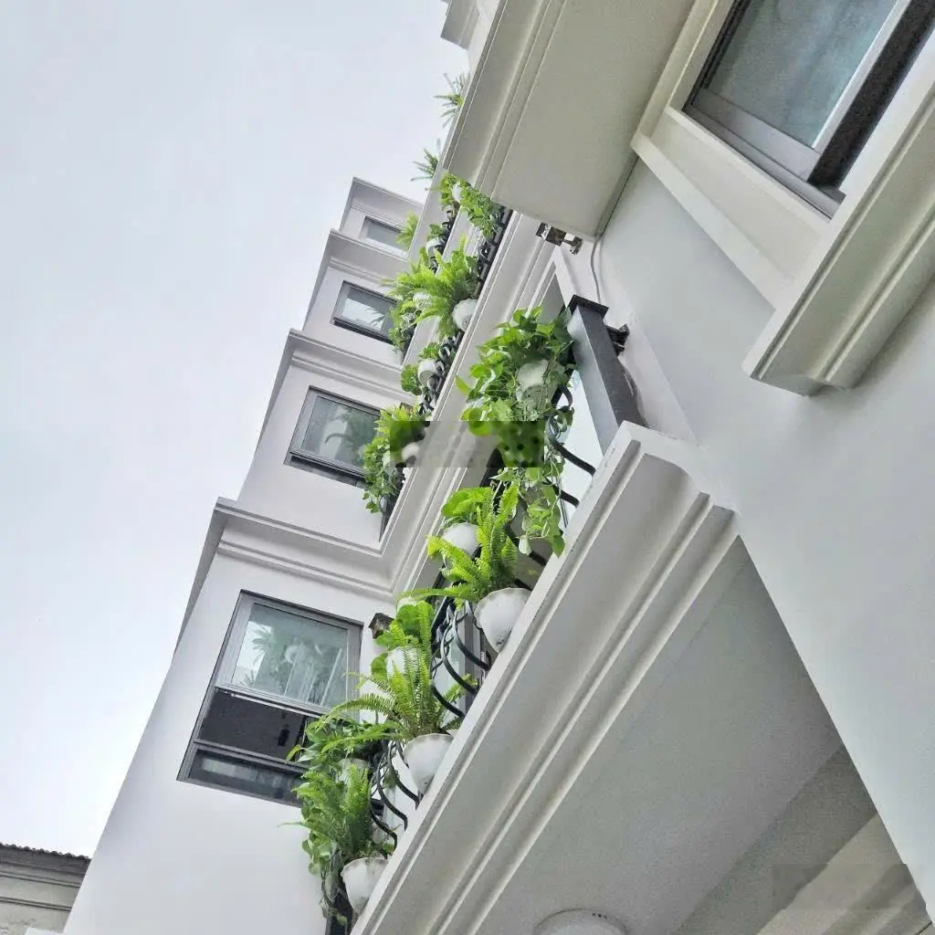 Nhà Mới- Cần Bán - Long Biên - 3 Bước Ra Hồ Điều Hòa - ô tô tránh nhau - Full Nội Thất - Gía Tốt