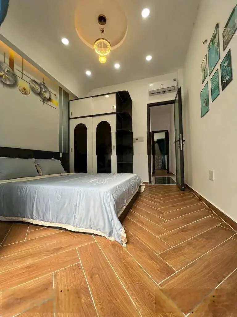 Bán nhà phố 3PN, 4WC tại thị trấn Hóc Môn, 3,65 tỷ, 90m2