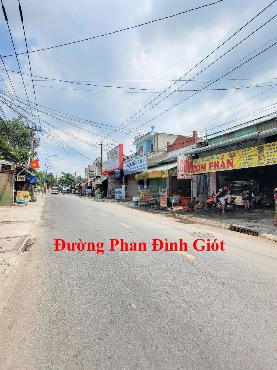 Rẻ hơn mặt bằng khu vực 500triệu. Mặt tiền kinh doanh đường Phan Đình Giót khu vực trung tâm BD