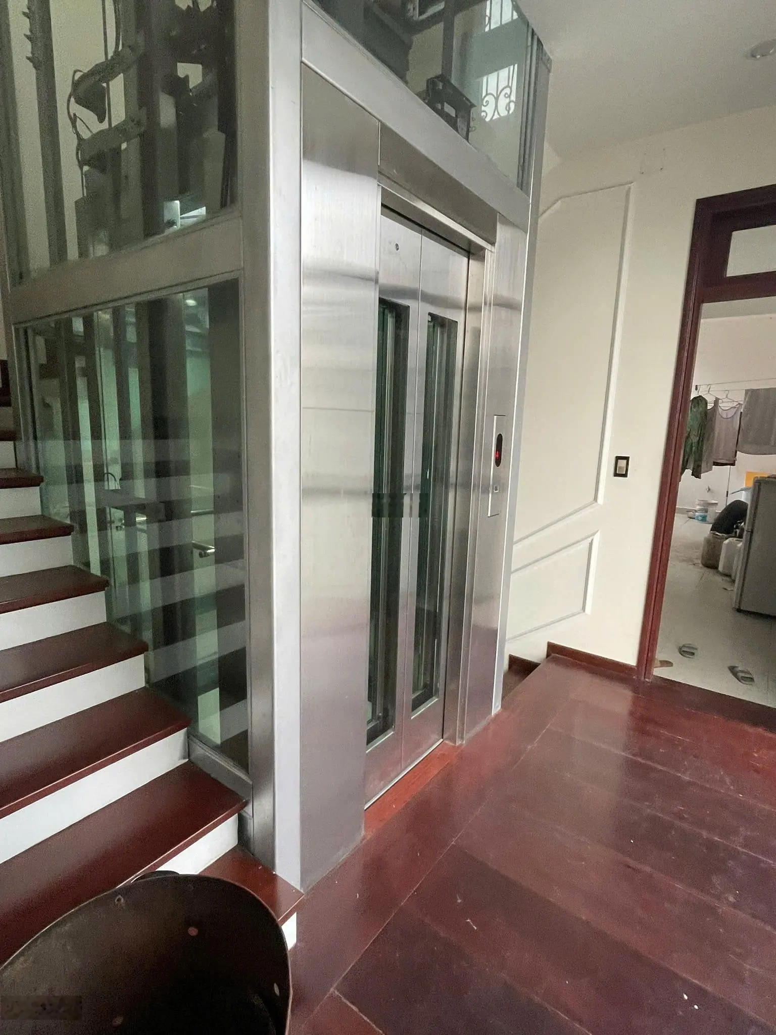 Bán gấp lô góc 100m2x5 tầng thang máy full công năng khu phân lô sau Quận Uỷ Hồng Bàng chỉ 11,5 tỷ