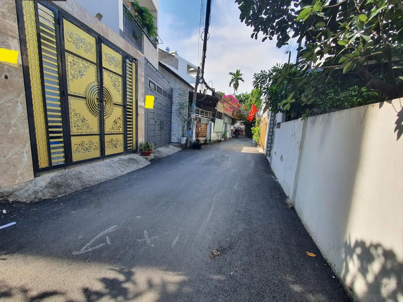 Nhà 4 tầng, Bình Trưng Đông, Quận 2, đường số, thông suốt, ô tô tận cửa, 200m ra Nguyễn Duy Trinh