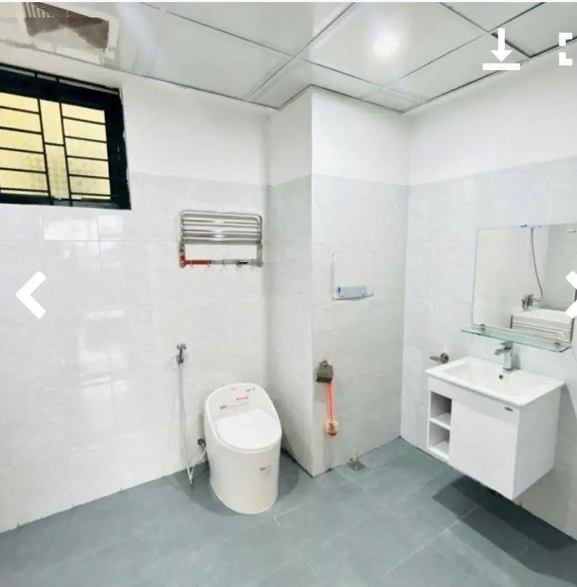 Bán căn chung cư x1 ngõ 140 Nguyễn Xiển 120m2;3pn;2vs;2 ban công.nhà đẹp,nội thất xịn xò, ở sướng