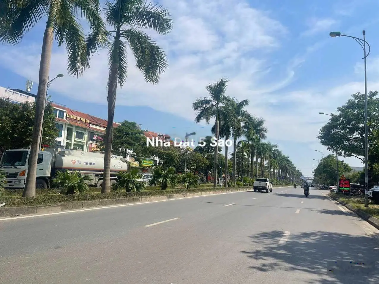 Mặt phố kinh doanh Lê Trọng Tấn giá chỉ nhỉnh 35 tỷ - tạo dòng tiền đều đặn