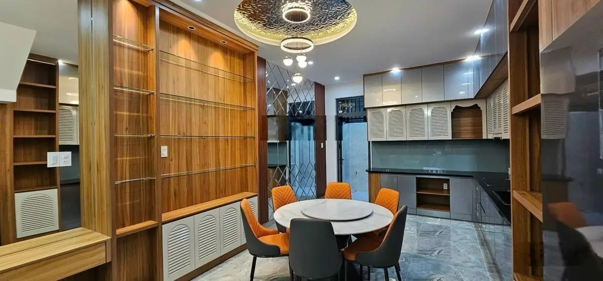 Chủ ngộp tiền ! Bán gấp căn 80m2 chỉ 5tỷ290. toạ lạc tại Đ.Phú Thọ , Phường 1 , Q11